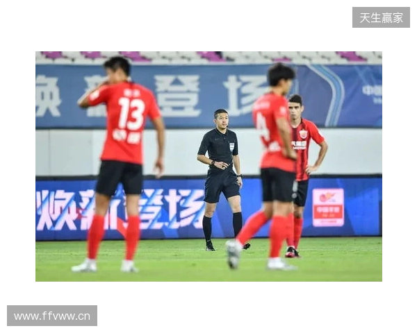 记者谈海港:这赛季确实定位保级了,看不出为啥换茹萨、梅伦多 记者谈海港:这赛季确实定位保级了,看不出为啥换茹萨、梅伦多