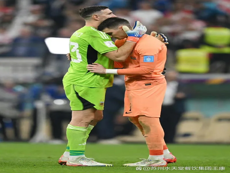 TA：切尔西、维拉冬窗问价遭拒，热刺拒放贝里瓦尔离队